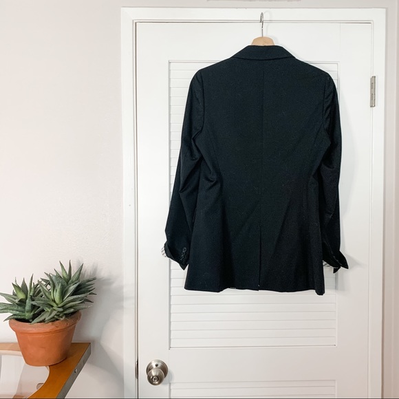 Black Crepe and Silk Lined Blazer - Picture 2 of 5